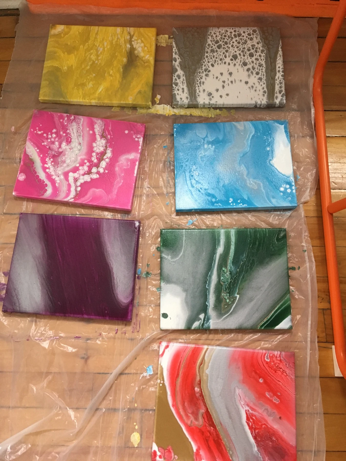 White and gray cellular fluid painting